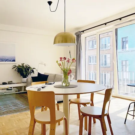 Apartment Trendy & Sunny In *